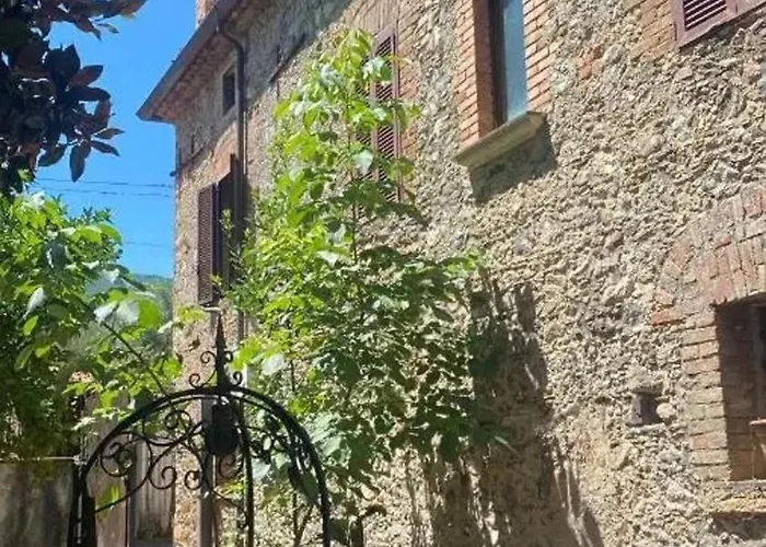 Modern Studio With Mountain View In Marano Marchesato, 60 M² 公寓